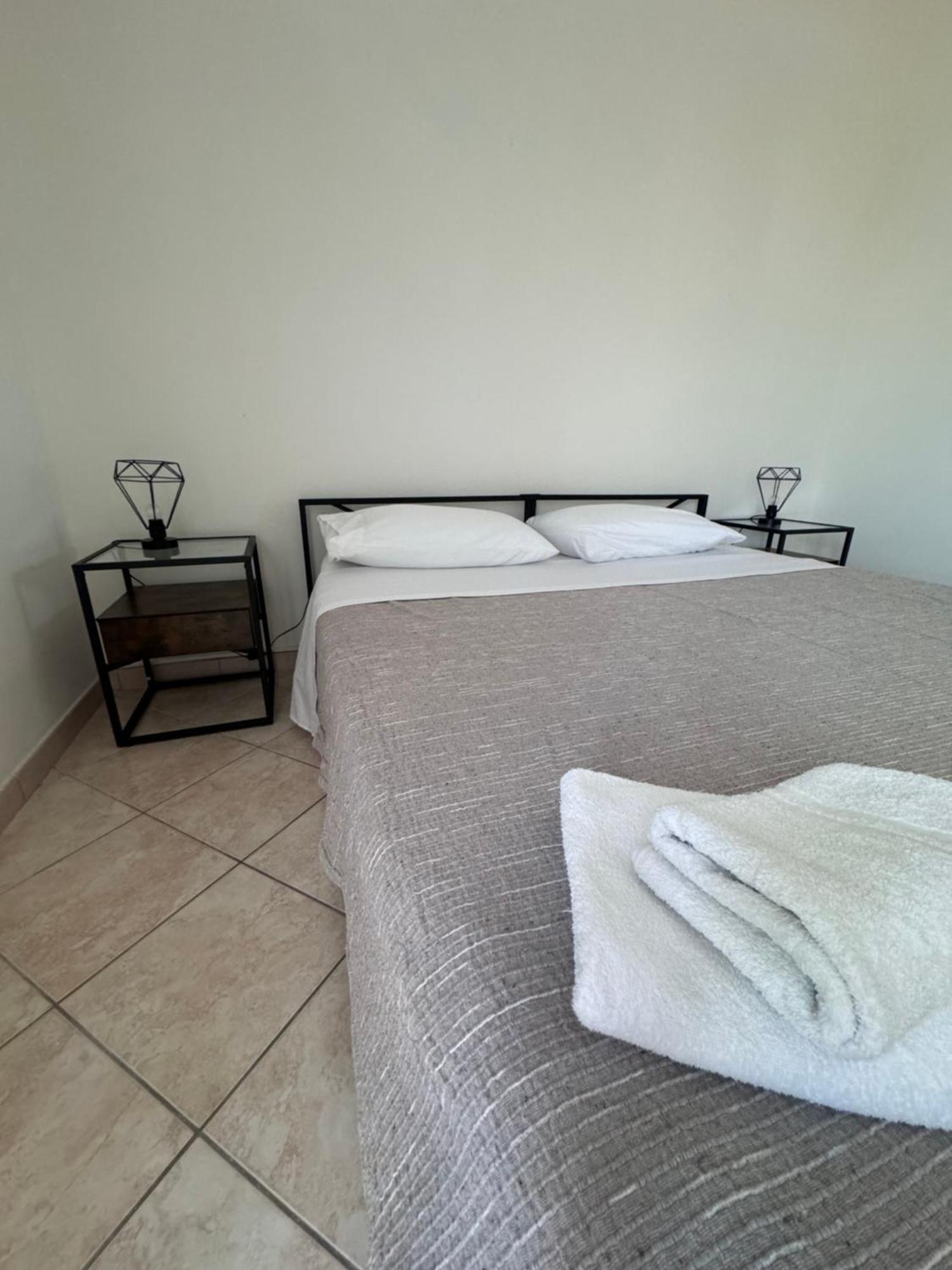 Galvani Apartment Porto Torres Exterior foto